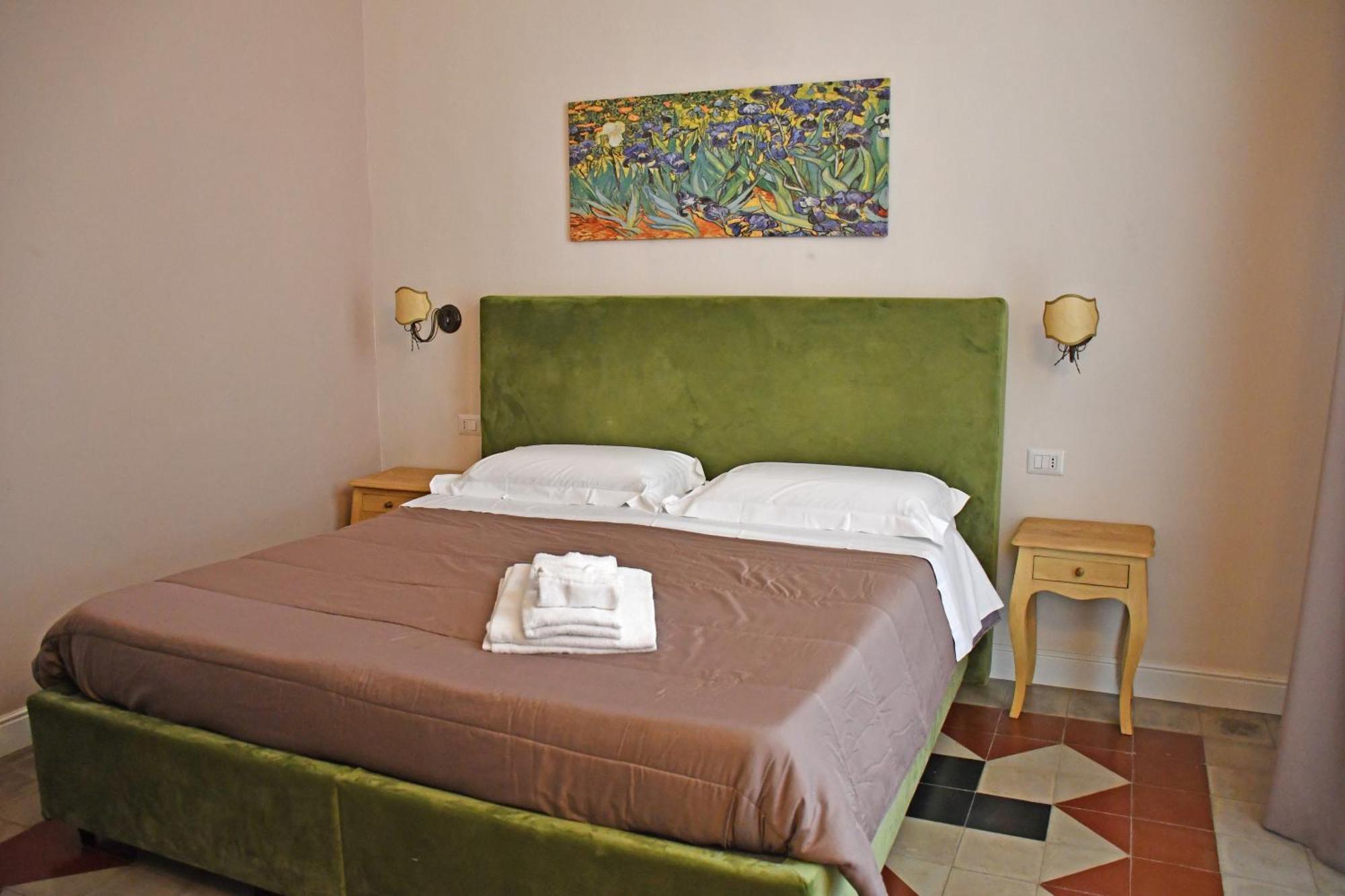 B&B Romeo Luxury Rooms Catania-Fontanarossai nemzetközi repülőtér Kültér fotó